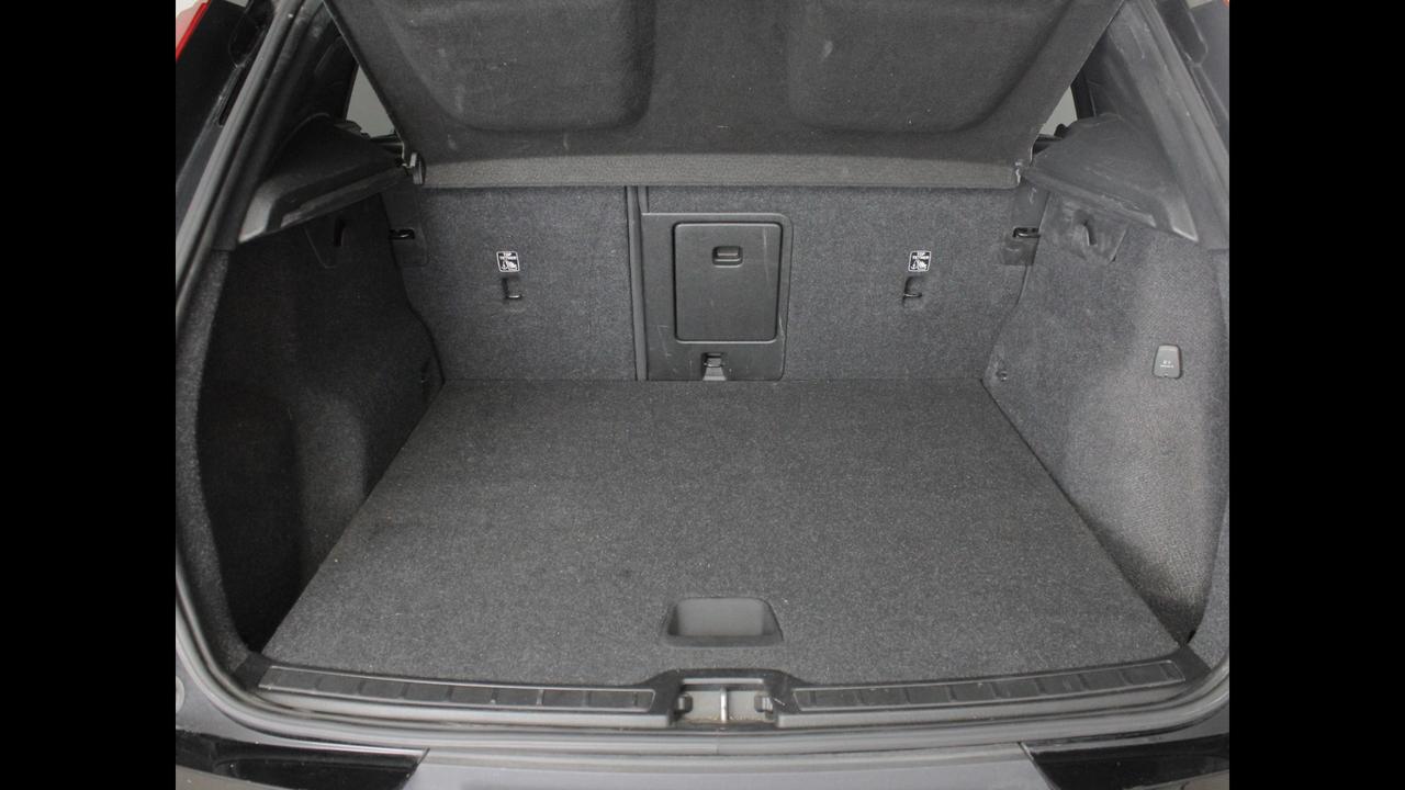VOLVO XC40 - XC40 1.5 t5 phev Inscription Expression auto my21