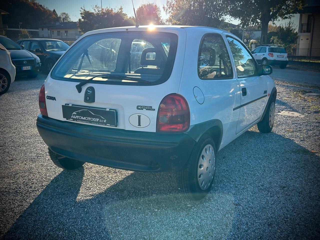 Opel Corsa 1.2 3 porte Swing