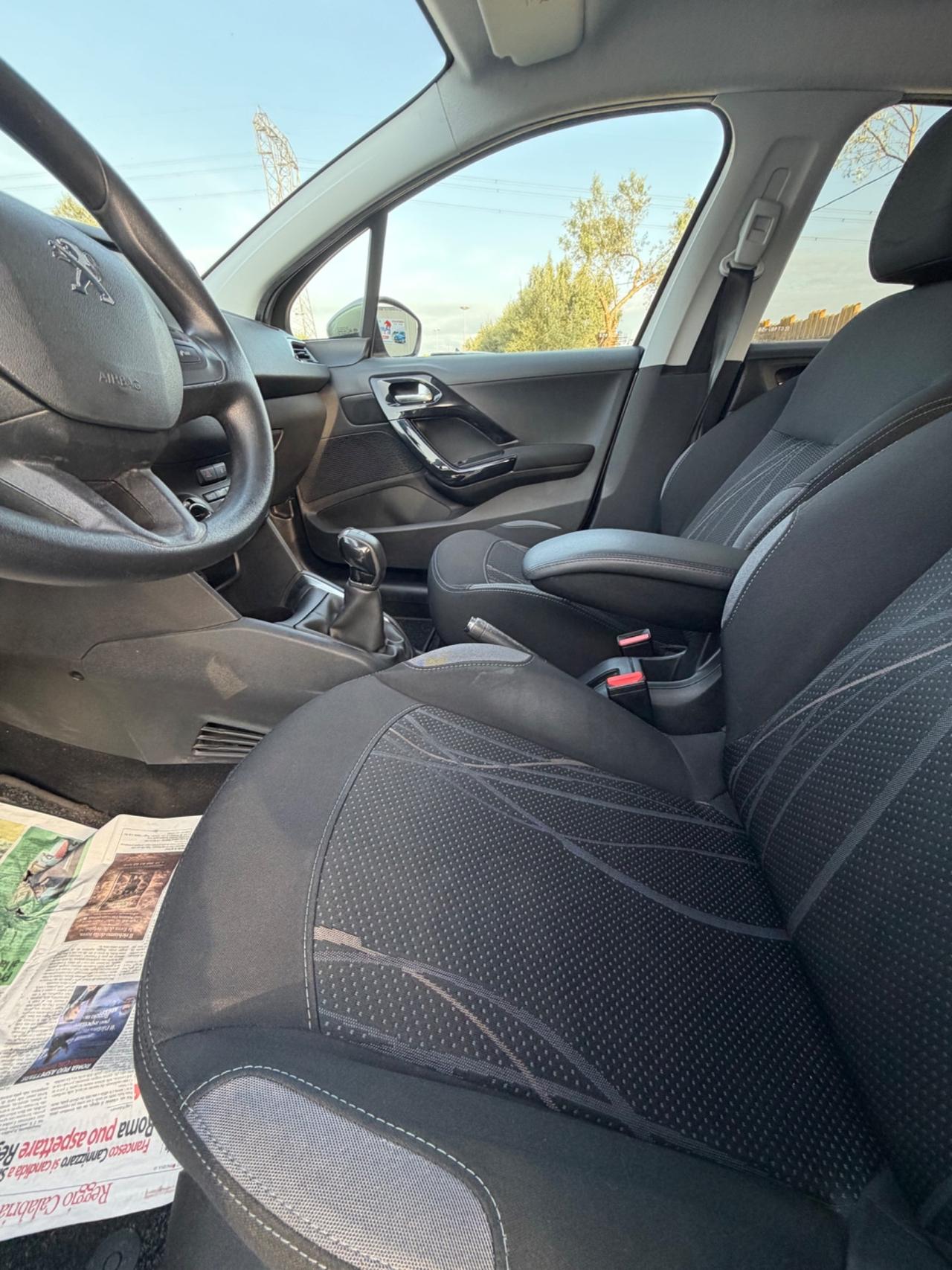 Peugeot 208 1.2 VTi 82 CV 5 porte Allure