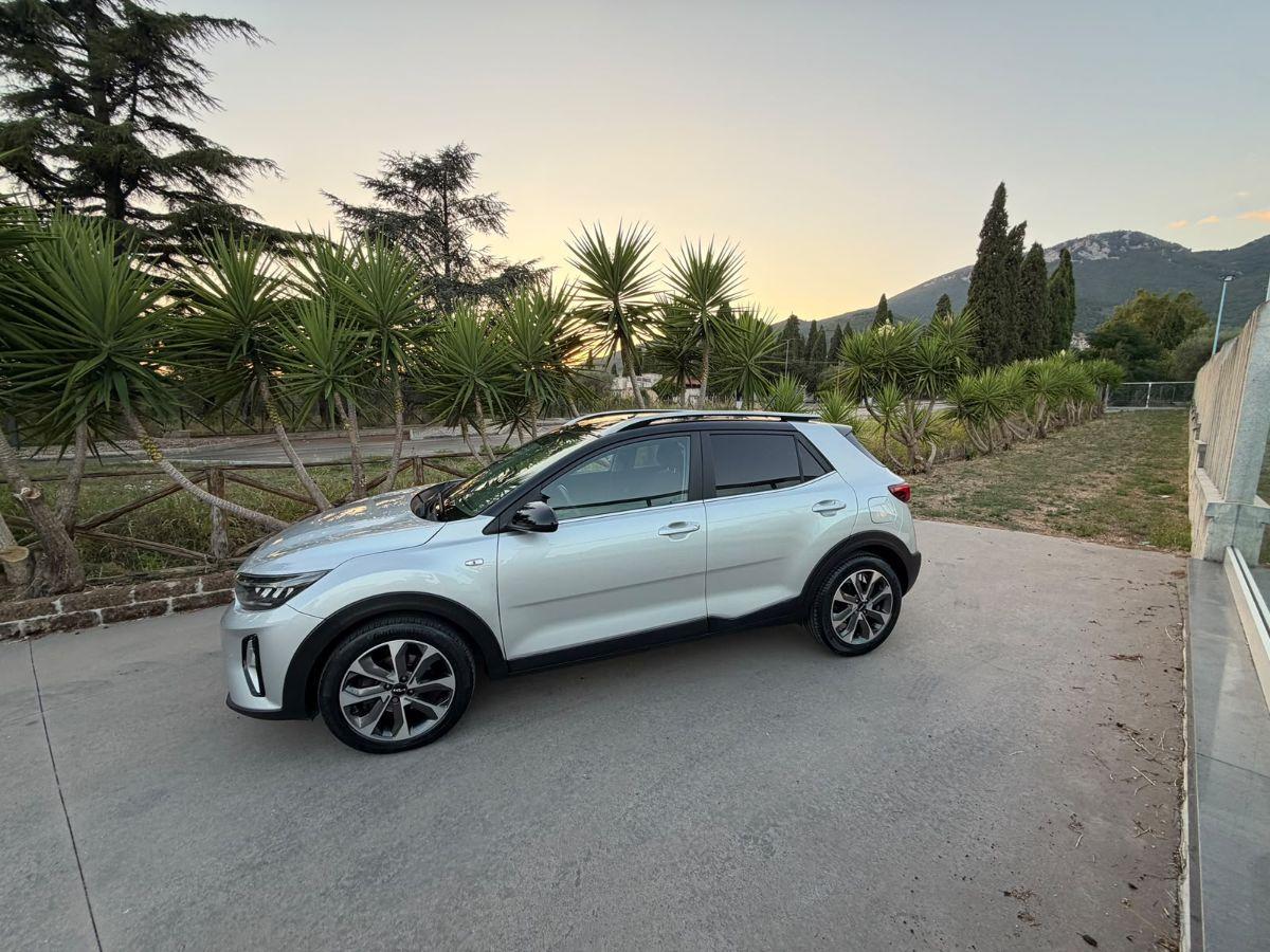 KIA - STONIC 1,0 T-GDI MHEV IMT GT LINE