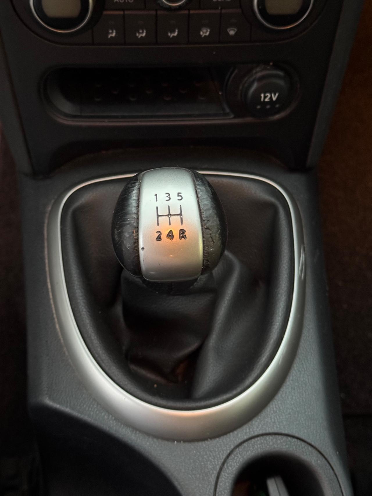 Nissan Qashqai 1.6- Adatta ai Neopatentati-Garanzia 12mesi