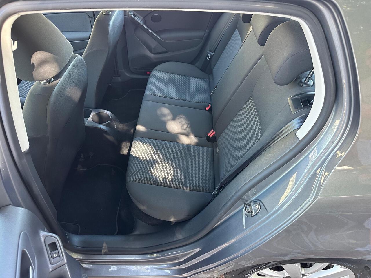 Volkswagen Golf 1.6 TDI DPF 5p. Highline