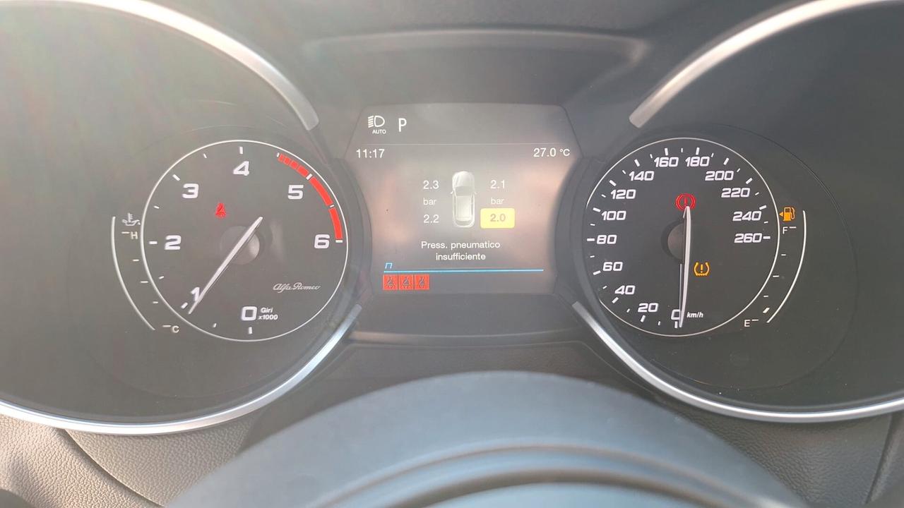 Alfa Romeo Stelvio 2.2 Turbodiesel 190 CV AT8 RWD Business