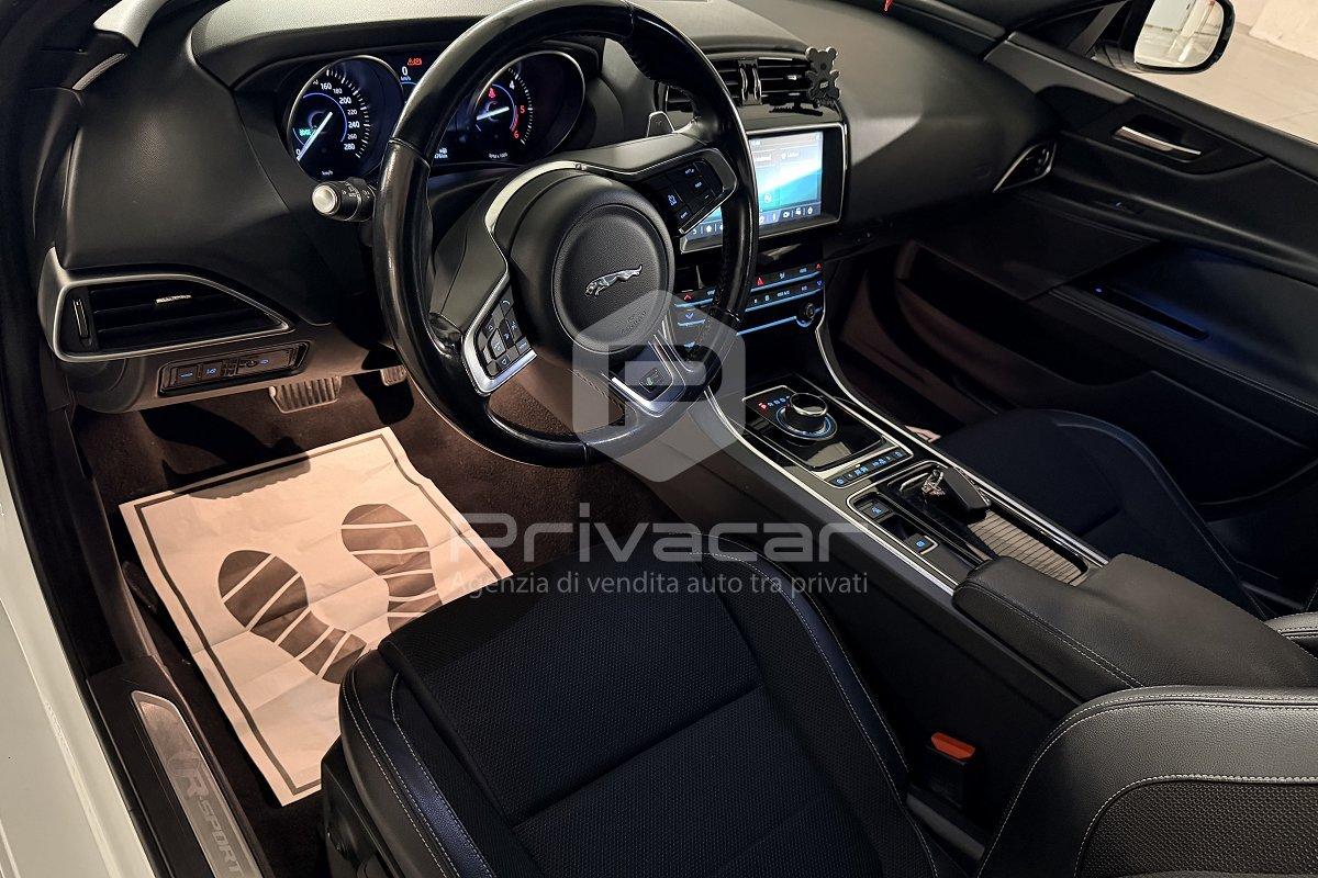 JAGUAR XE 2.0 D 180 CV aut. R-Sport