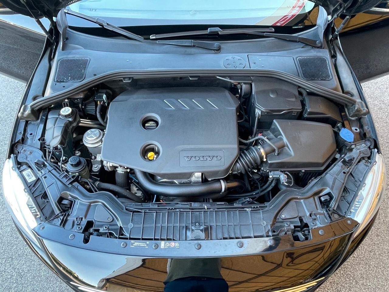Volvo V60 D2 1.6 Kinetic