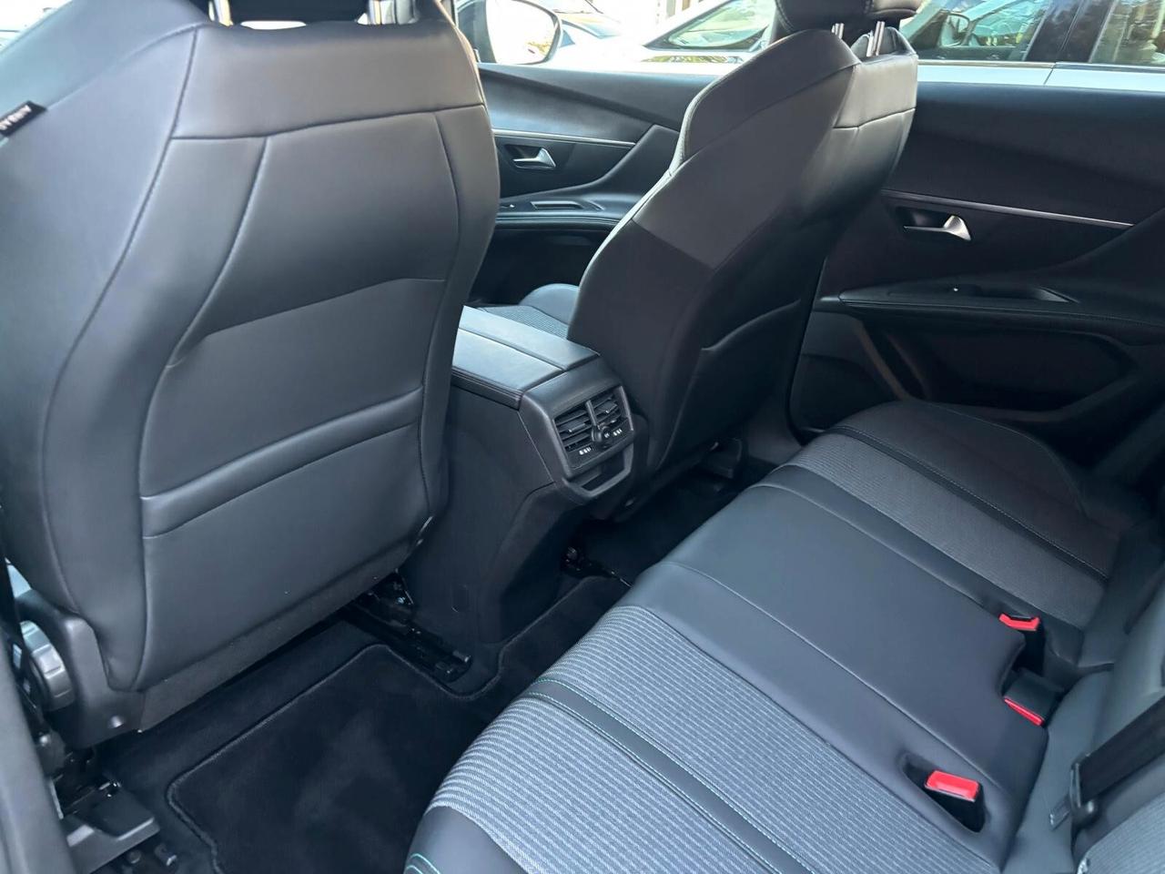 Peugeot 3008 ALLURE 1.5 BlueHDi 130 - 2022