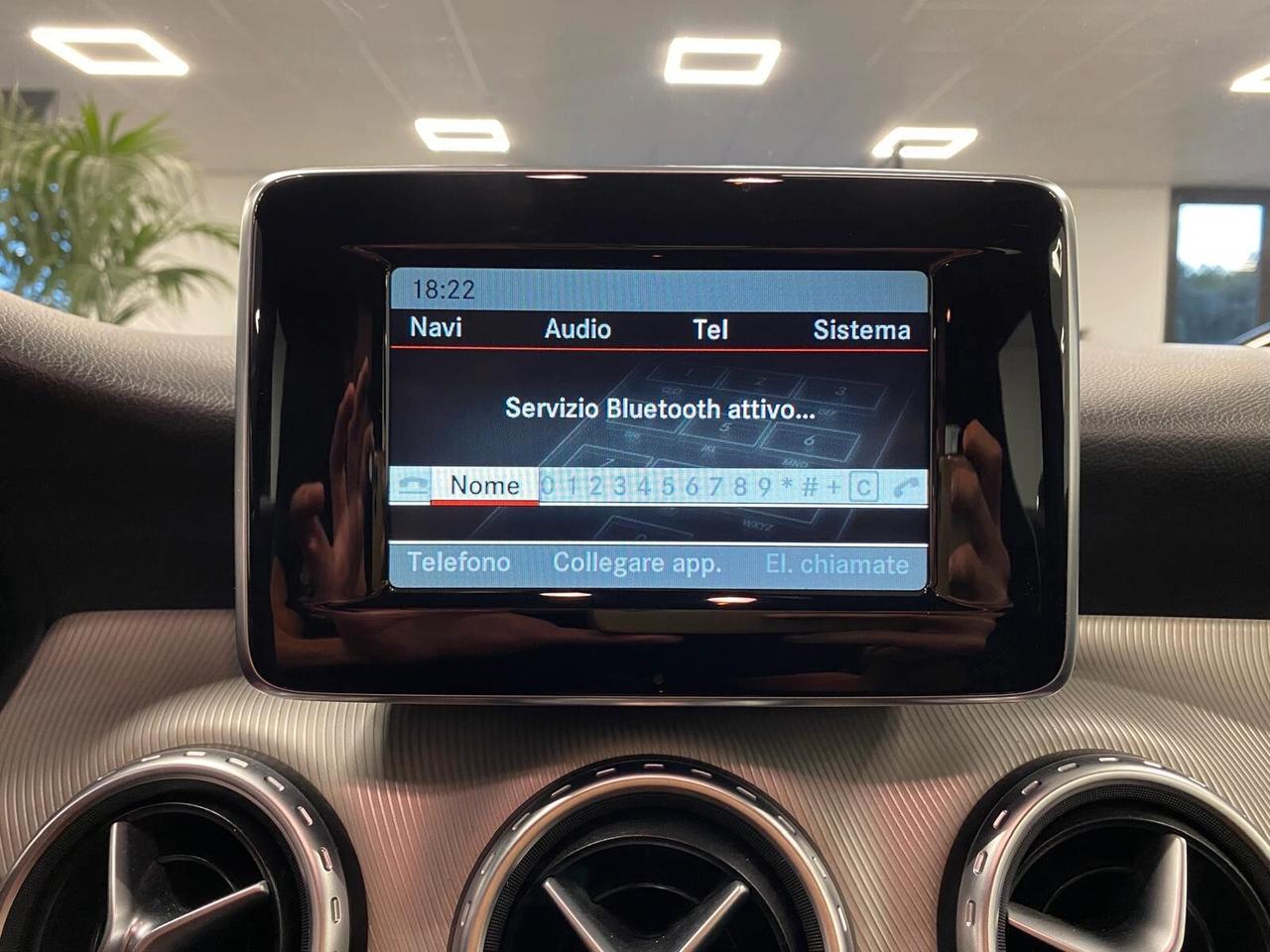 MERCEDES-BENZ GLA 200D SPORT 2.2 136CV PELLE NAVI CAM ANNO 2015