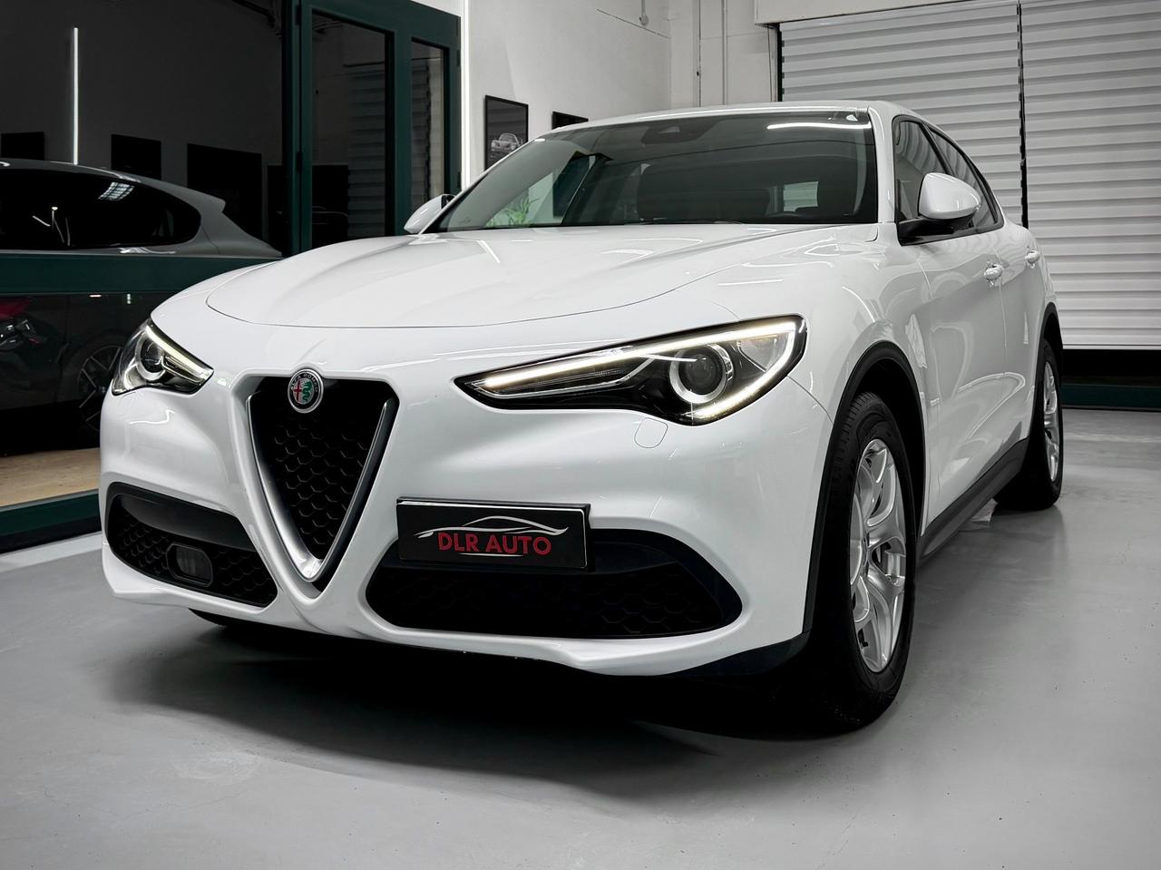 Alfa Romeo Stelvio 2.2 Turbodiesel 190 CV AT8 RWD Executive