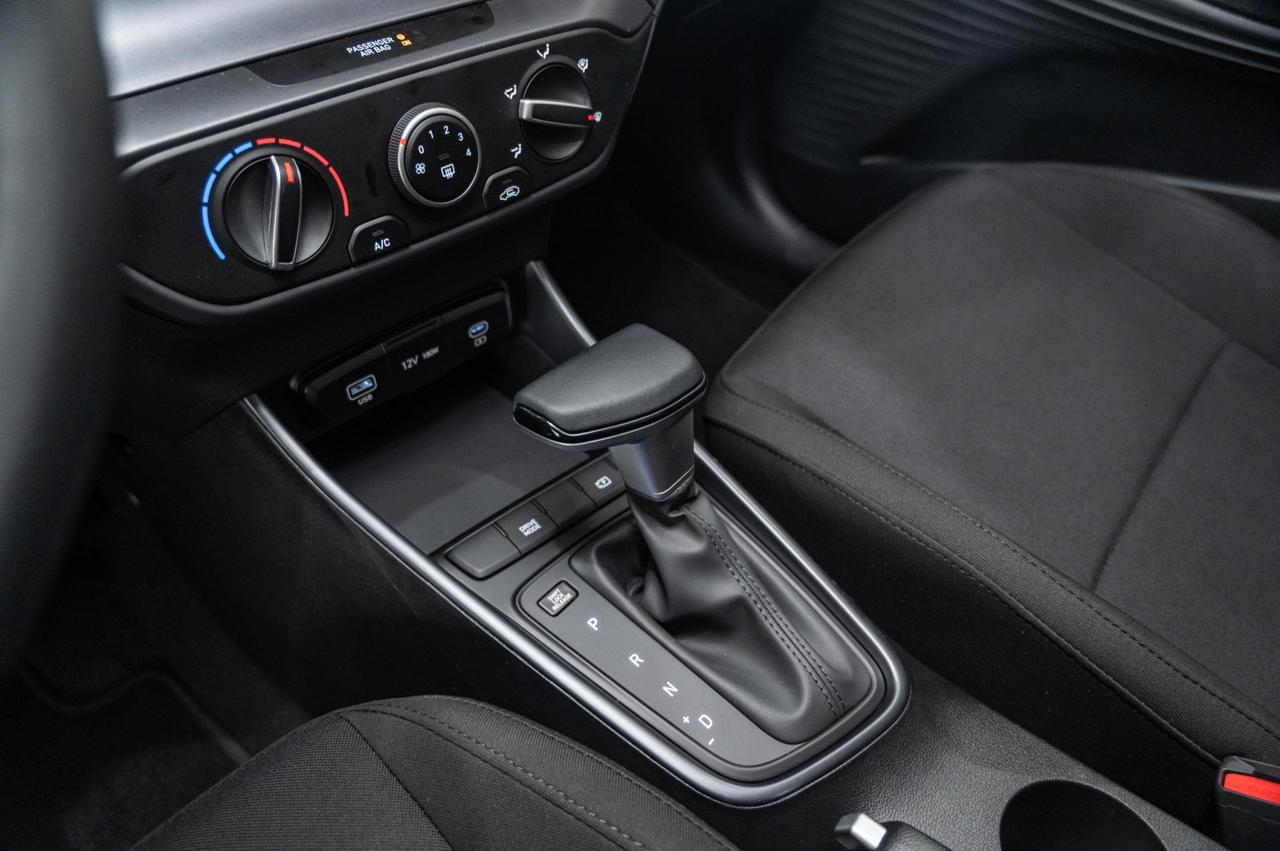 Hyundai i20 1.0 t-gdi Connectline 90cv dct