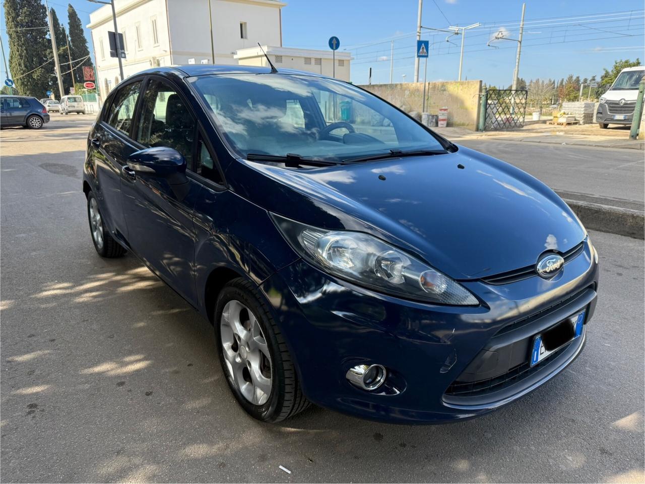 Ford Fiesta 1.2 benzina 60CV 5p - 2012