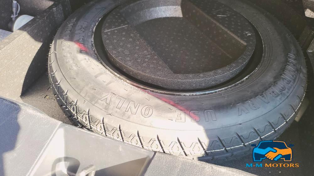 Toyota C-HR 1.8h Business e-cvt