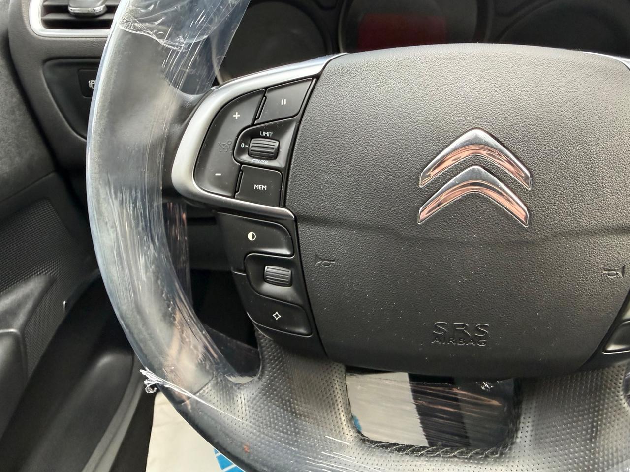 Citroen C4 1.6 HDi 110cv - Neopatentati