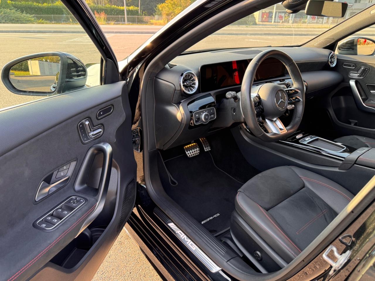 Mercedes-benz A 35 AMG track pace