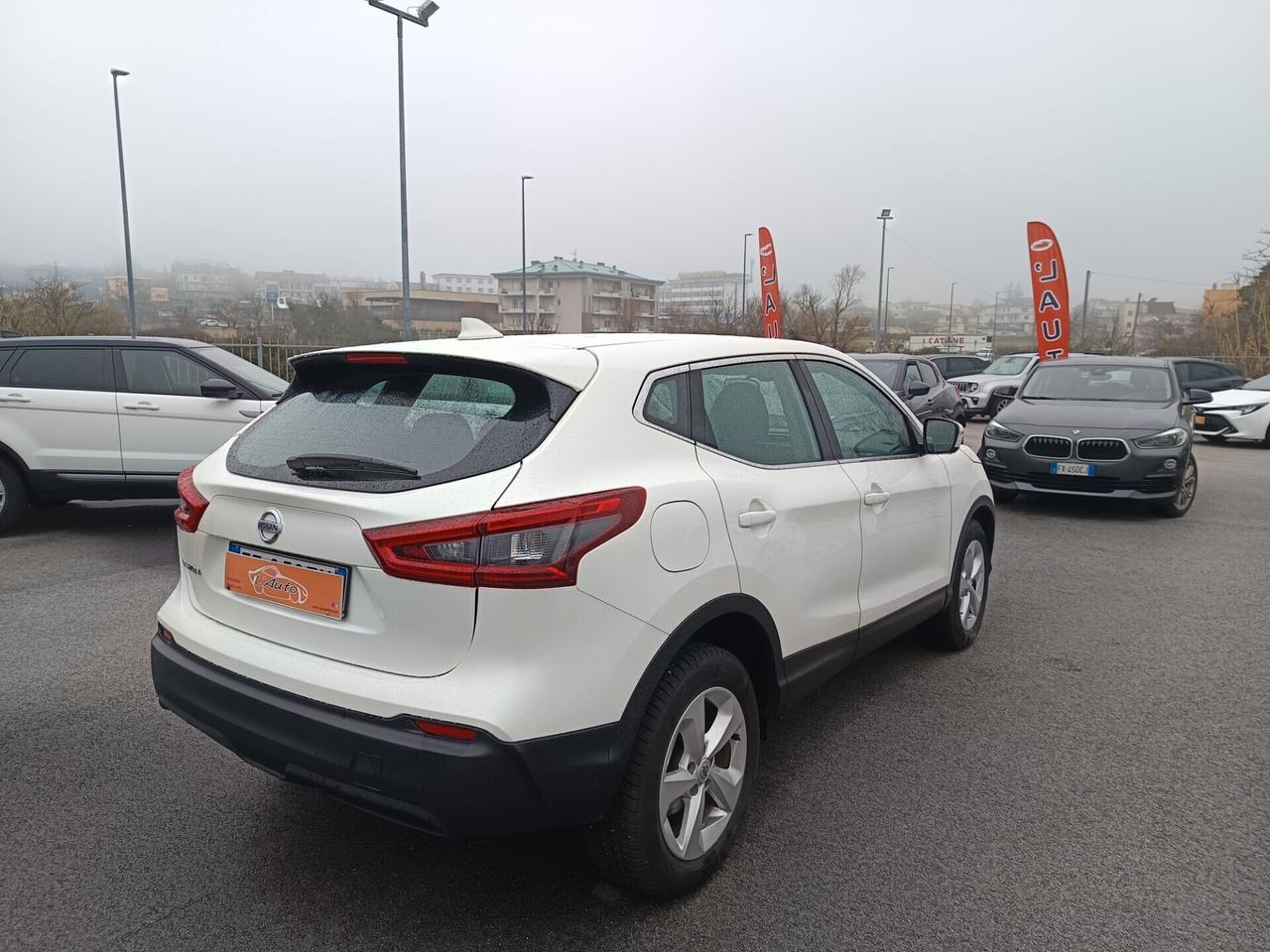 Nissan Qashqai 1.5 dCi Business 115cv dct