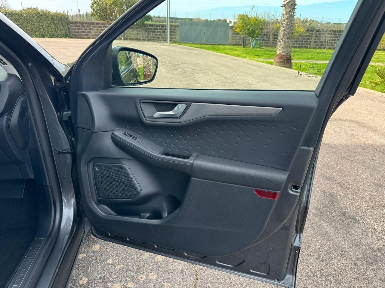 Ford Kuga 1.5 Eco Blue 120 CV 2WD Titanium