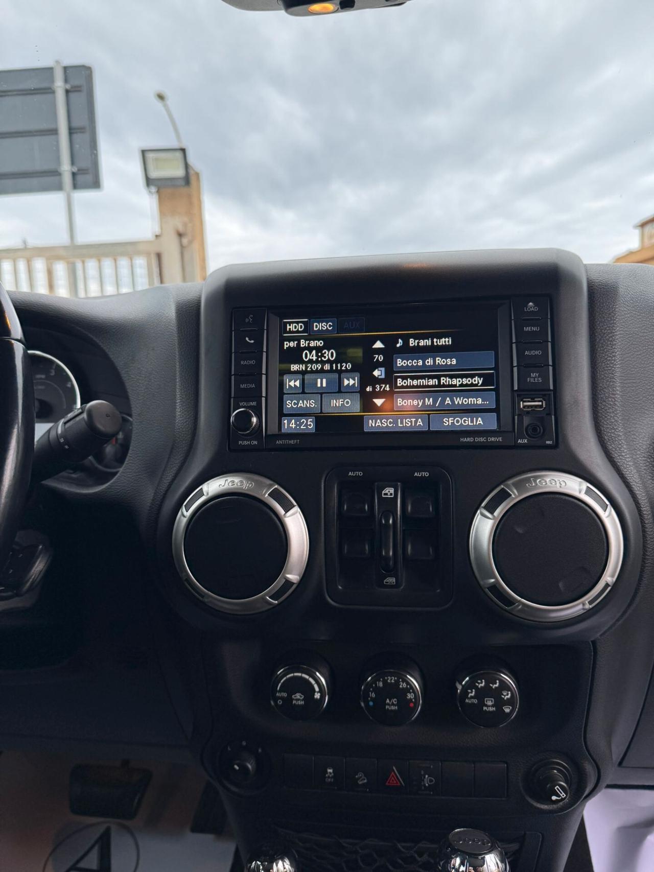 Jeep Wrangler 2.8 CRD DPF Rubicon Auto