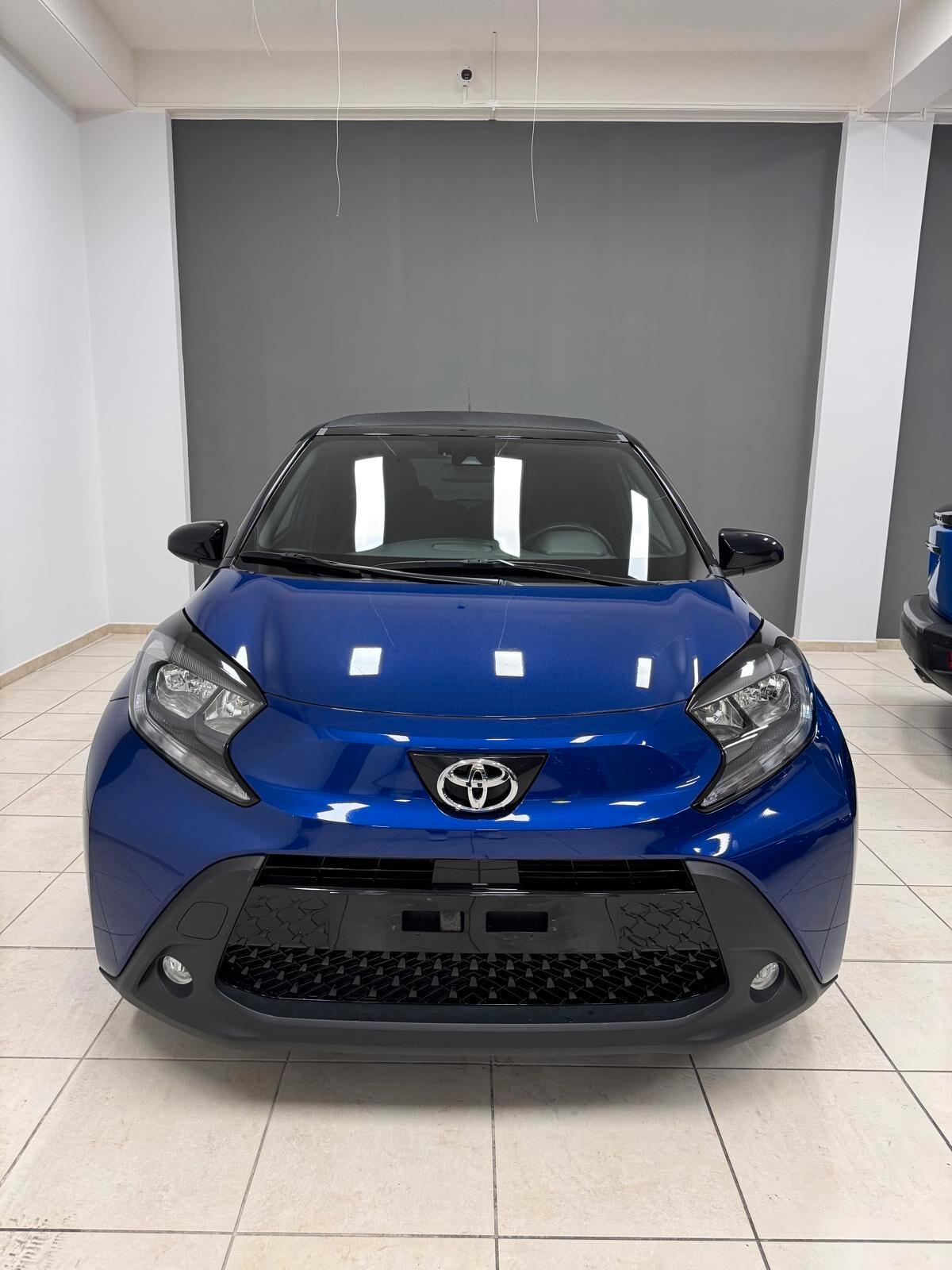 Toyota Aygo X 1.0 VVT-i 72 CV 5 porte Trend Air
