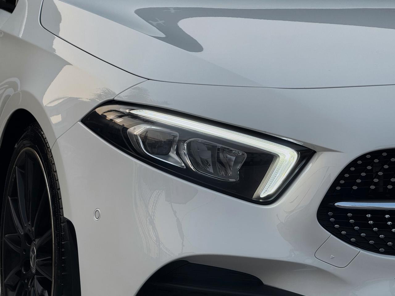 Mercedes-Benz A 180 d Premium AMG TETTO PACK LUCI
