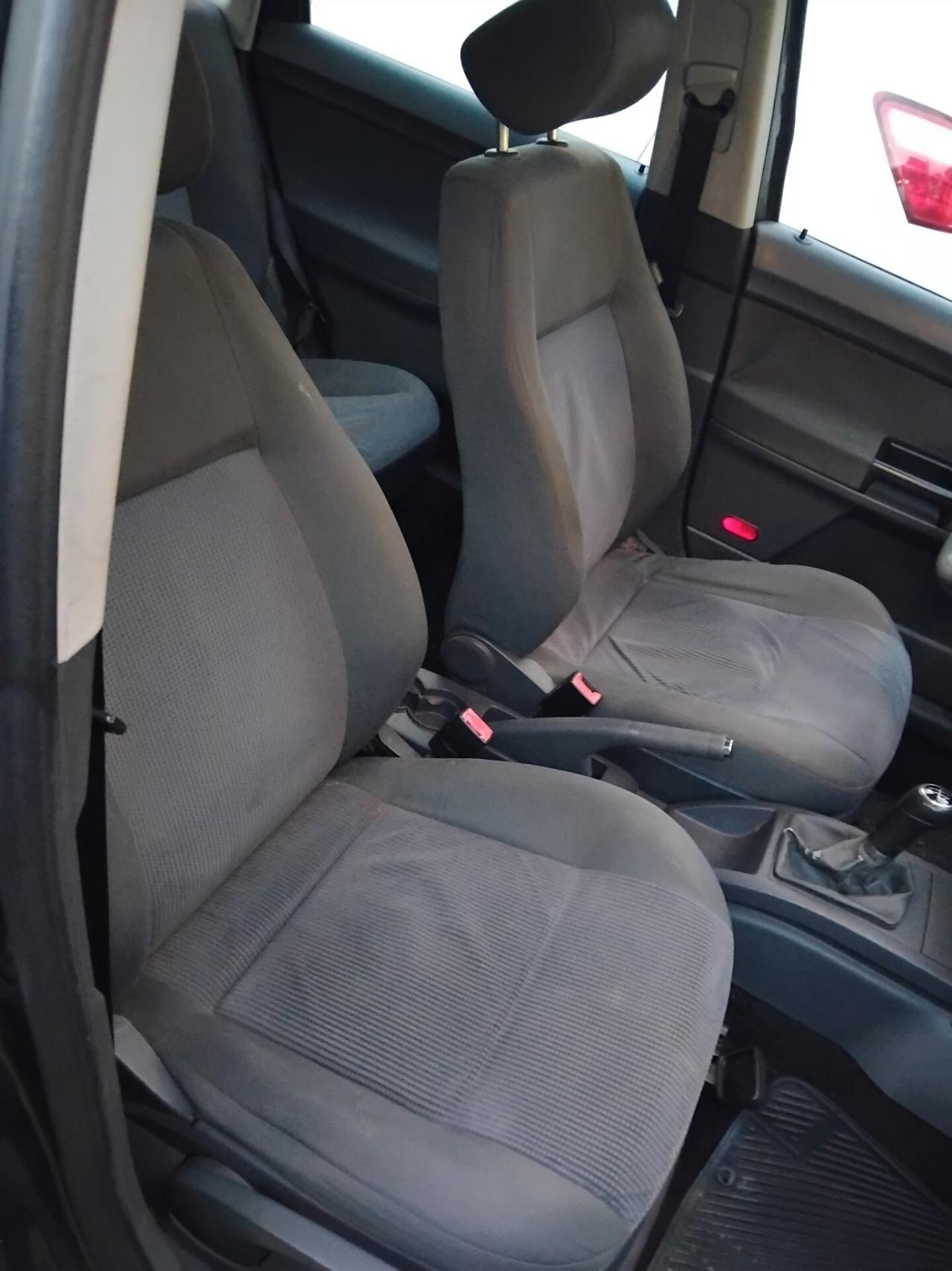 Volkswagen Polo 1.4/69CV TDI 5p. Sportline