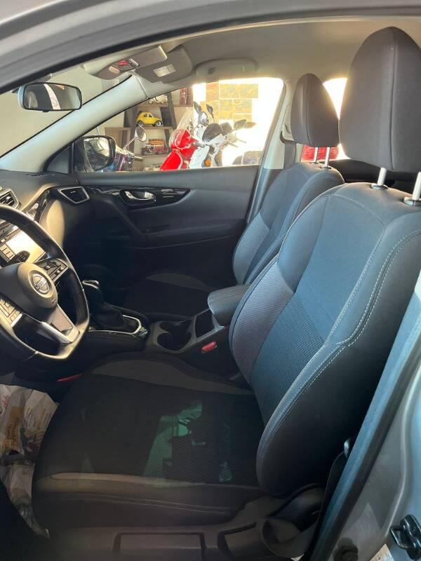 Nissan Qashqai 1.5 dci Business 115cv dct