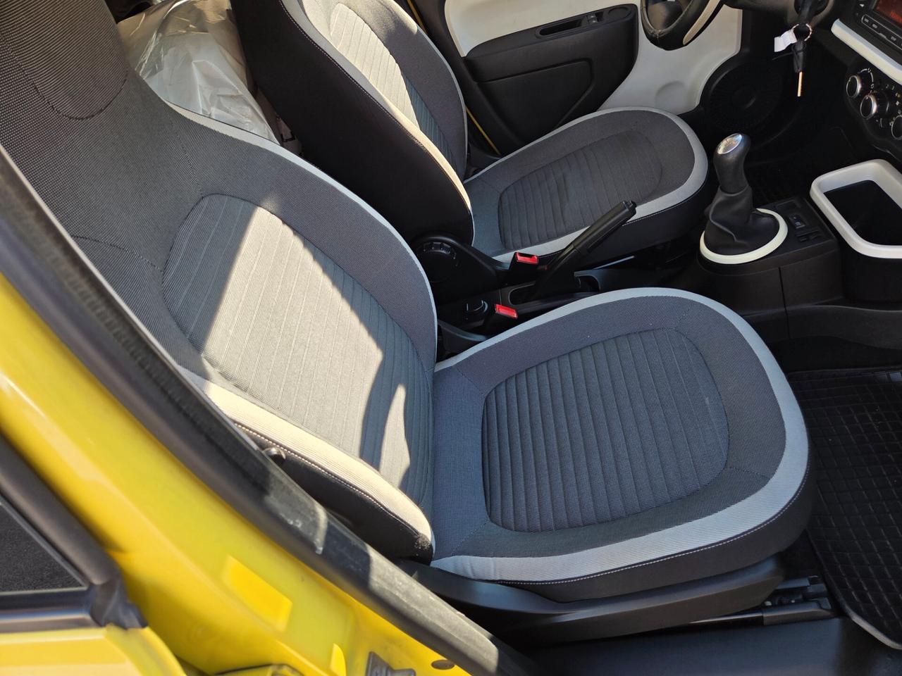 Renault Twingo SCe Live neopatentati