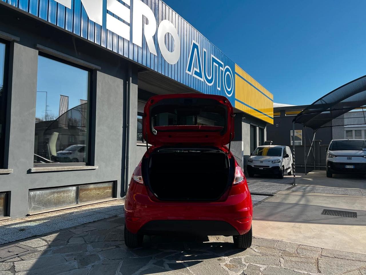 FORD Fiesta 6ª serie Fiesta 1.4 5p. Bz.- GPL T...