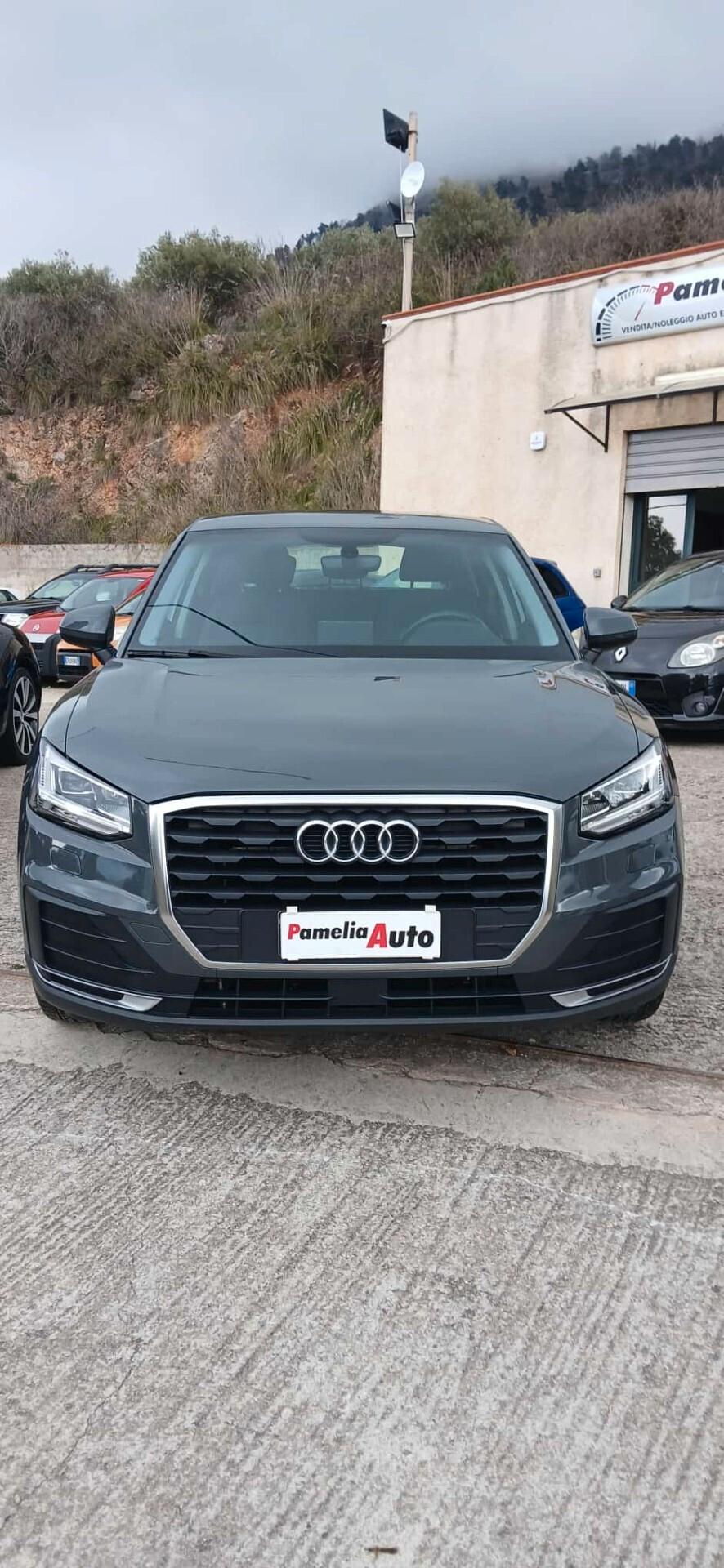 Audi Q2 35 2.0 TDI 150cv Stronic Identity Black - 2020