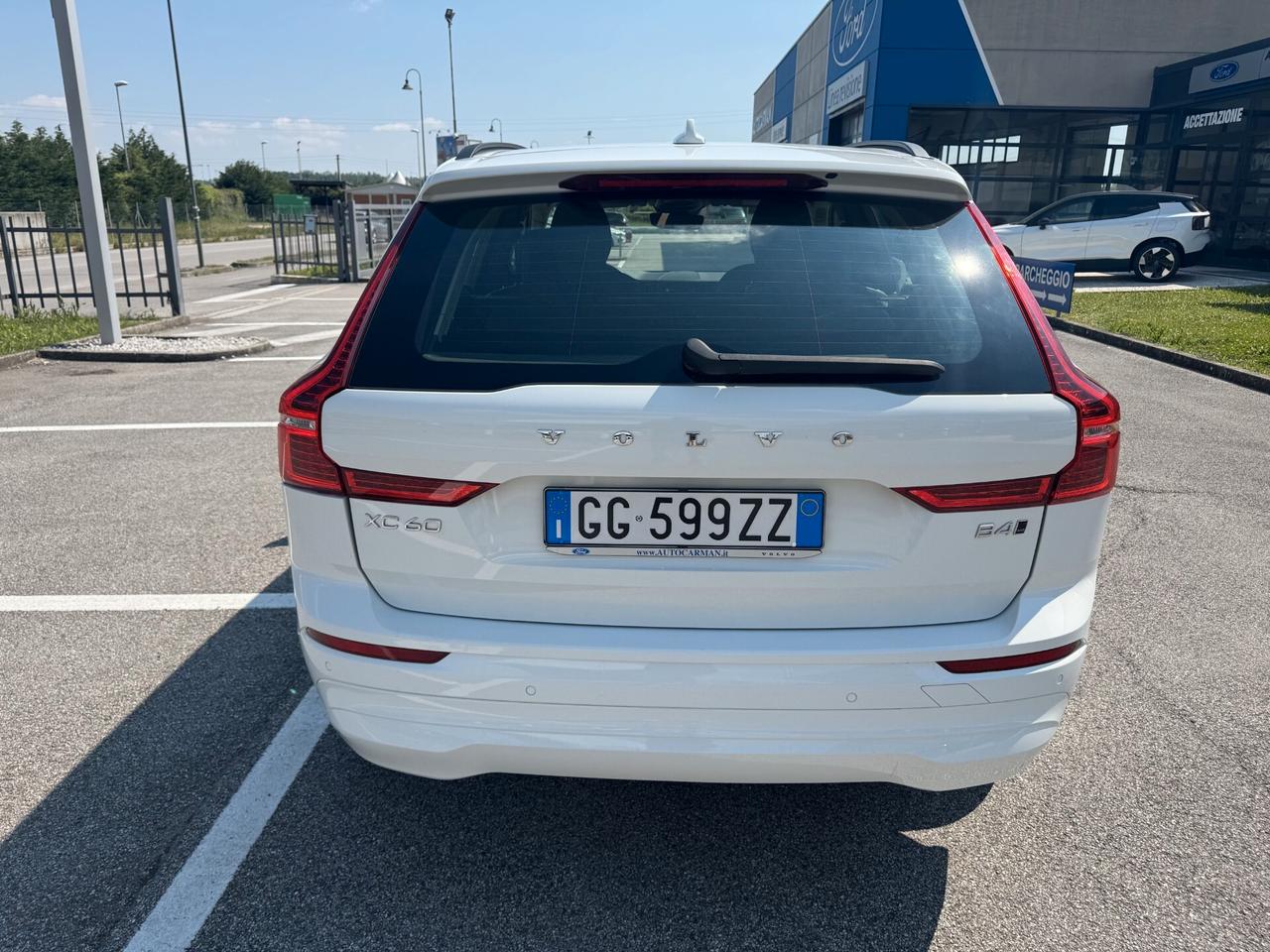 Volvo XC60 B4 AWD (Diesel/Hybrid) Business