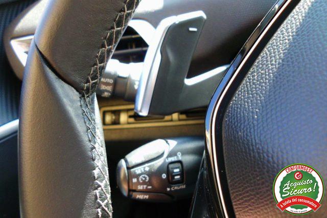 PEUGEOT 3008 BlueHDi 130 S&S EAT8 Business
