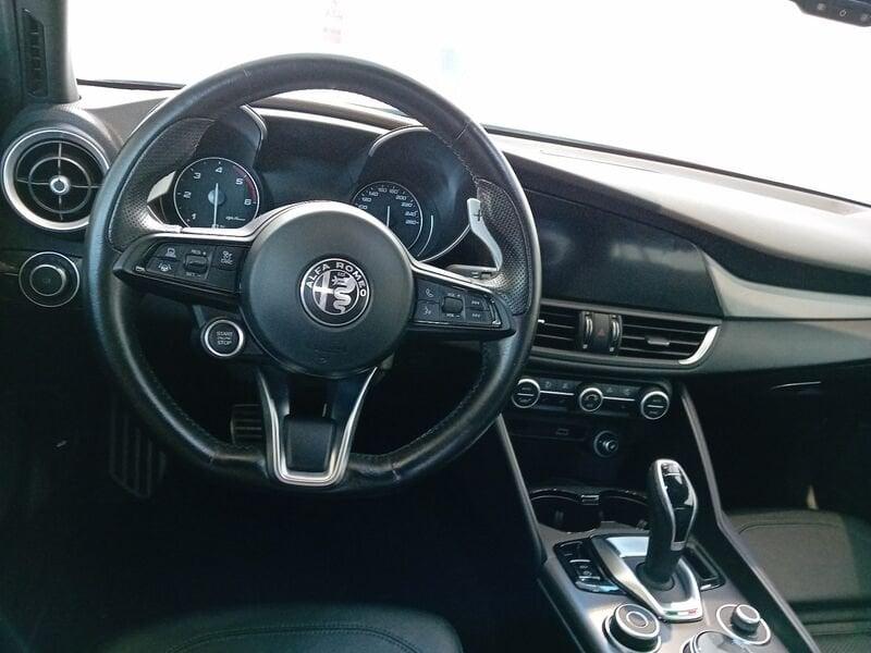 Alfa Romeo Giulia Giulia 2.2 Turbodiesel 210 CV AT8 AWD Q4 Veloce