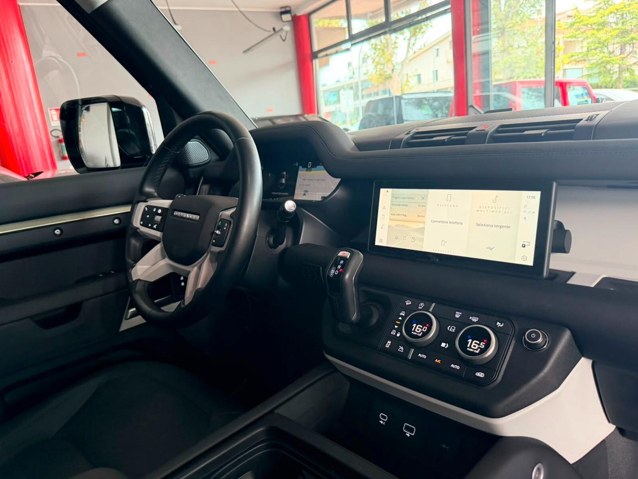 Land Rover Defender 110 3.0 DIESEL N1 AUTOCARRO + GANCIO TRAINO