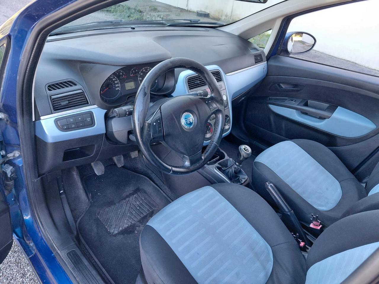Fiat Grande Punto 1.3 MJT 75 CV 5 porte Active