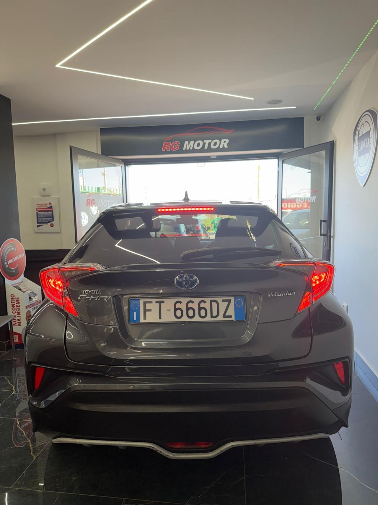 Toyota C-HR 1.8 Hybrid E-CVT Lounge