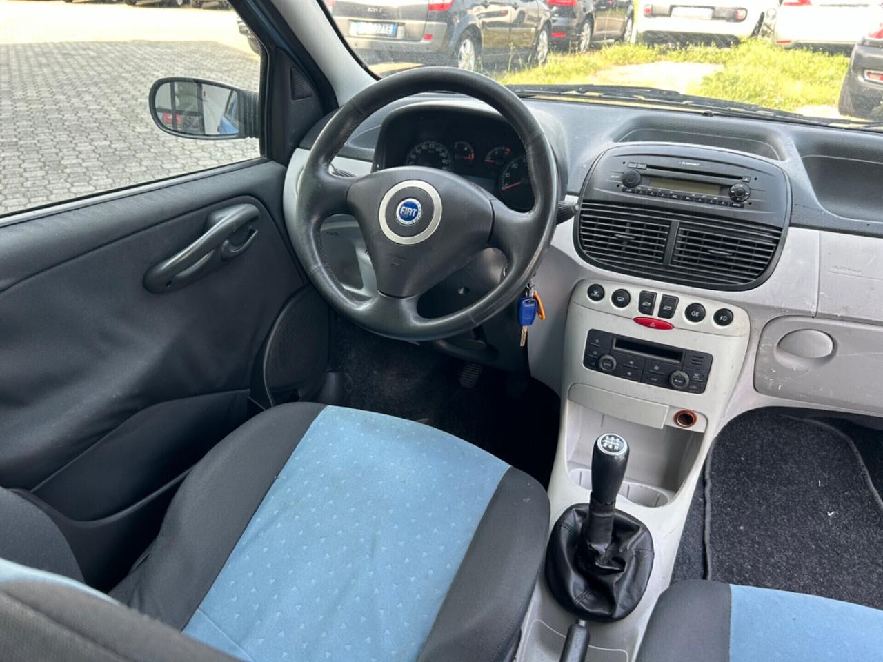 Fiat Punto 1.3 Mjt|CLIMATIZ.| 5 porte.| NEOPATENTATI