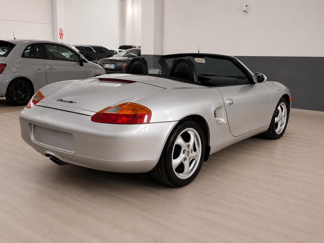 Porsche Boxster 2.5i 24V cat