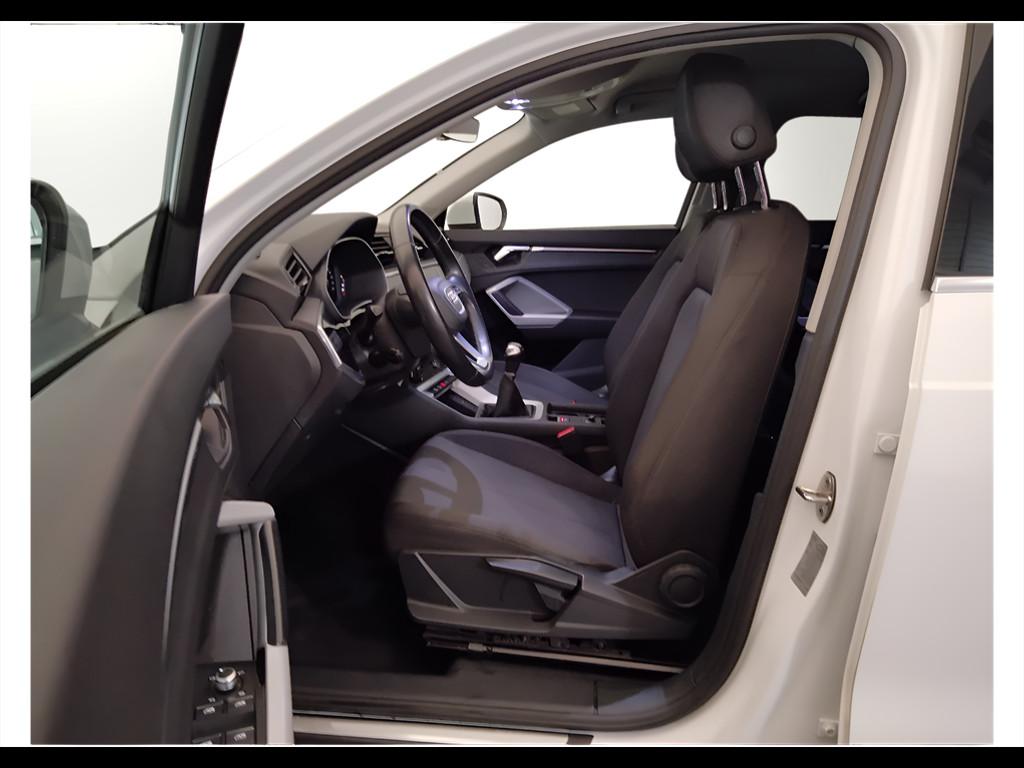 AUDI Q3 II 2018 - Q3 35 2.0 tdi Business Advanced