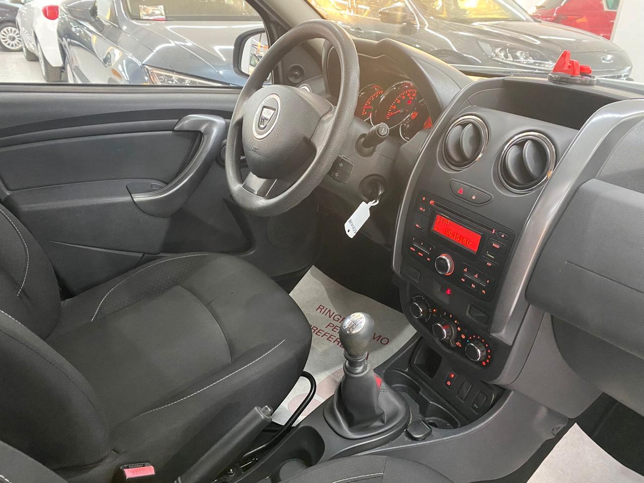 Dacia Duster 1.5 dCi 110CV Start&Stop 4x2 Lauréate BLUETOOTH - CERCHI IN LEGA - COMPUTER DI BORDO