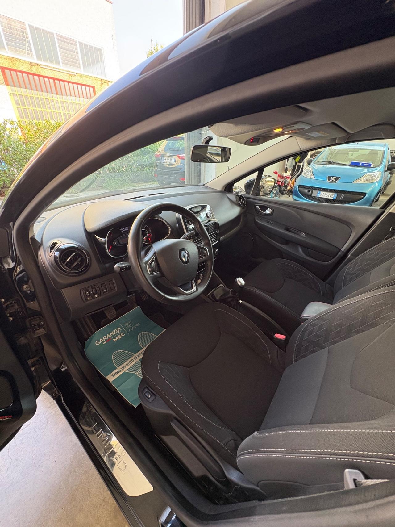 Renault Clio 1.2 75CV 5 porte Life limited