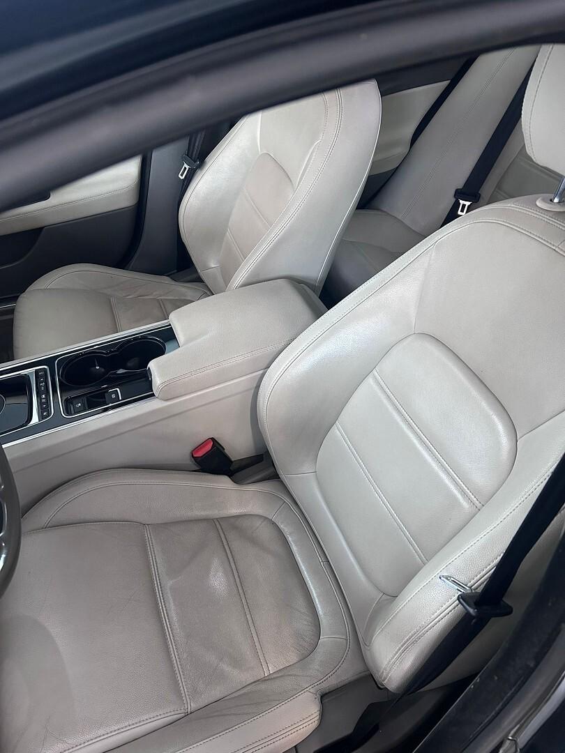 Jaguar XE full optional