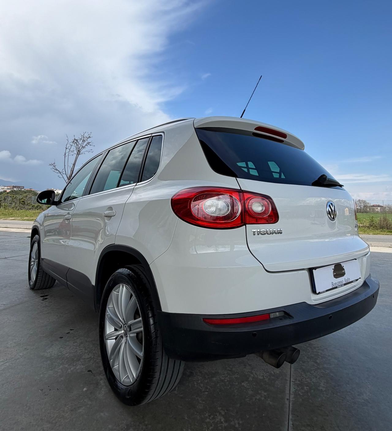 Volkswagen Tiguan 2.0 TDI DPF 4MOTION DSG Sport & Style