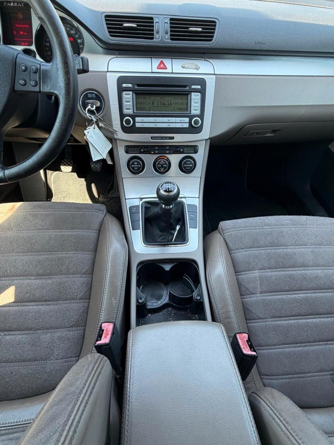 Volkswagen Passat 2.0 TDI DPF Var. Highline