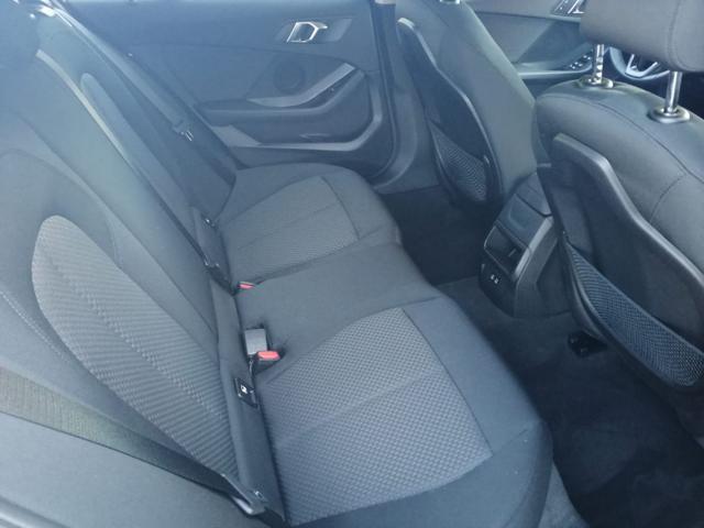 BMW 118 d 5p. Business Advantage