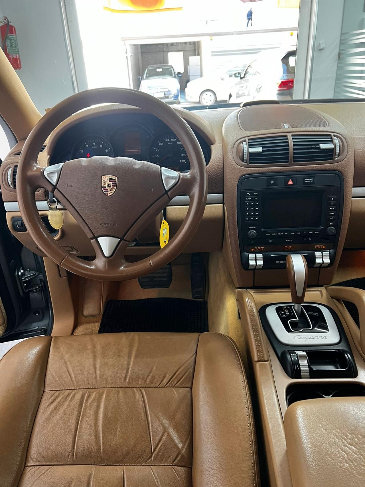 Porsche Cayenne 3.2 V6 cat