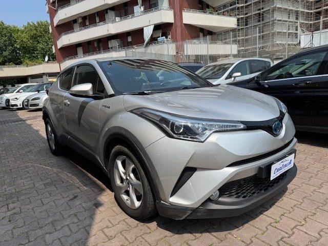 TOYOTA C-HR 1.8 Hybrid E-CVT Business