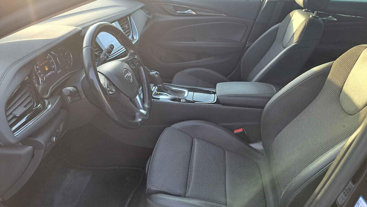 Opel Insignia 1.6 CDTI 136 Sports Tourer Automatica