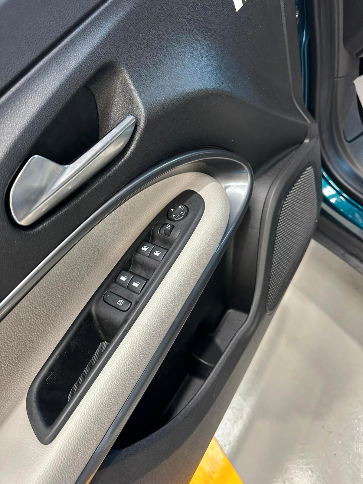 Fiat 600 Hybrid 110 CV DCT MHEV La Prima full optional