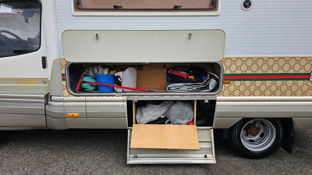 Laika ECOVIP 4 FORD 2.5 TD 100CV CLIMA DOPPIO SERB PORTABIC