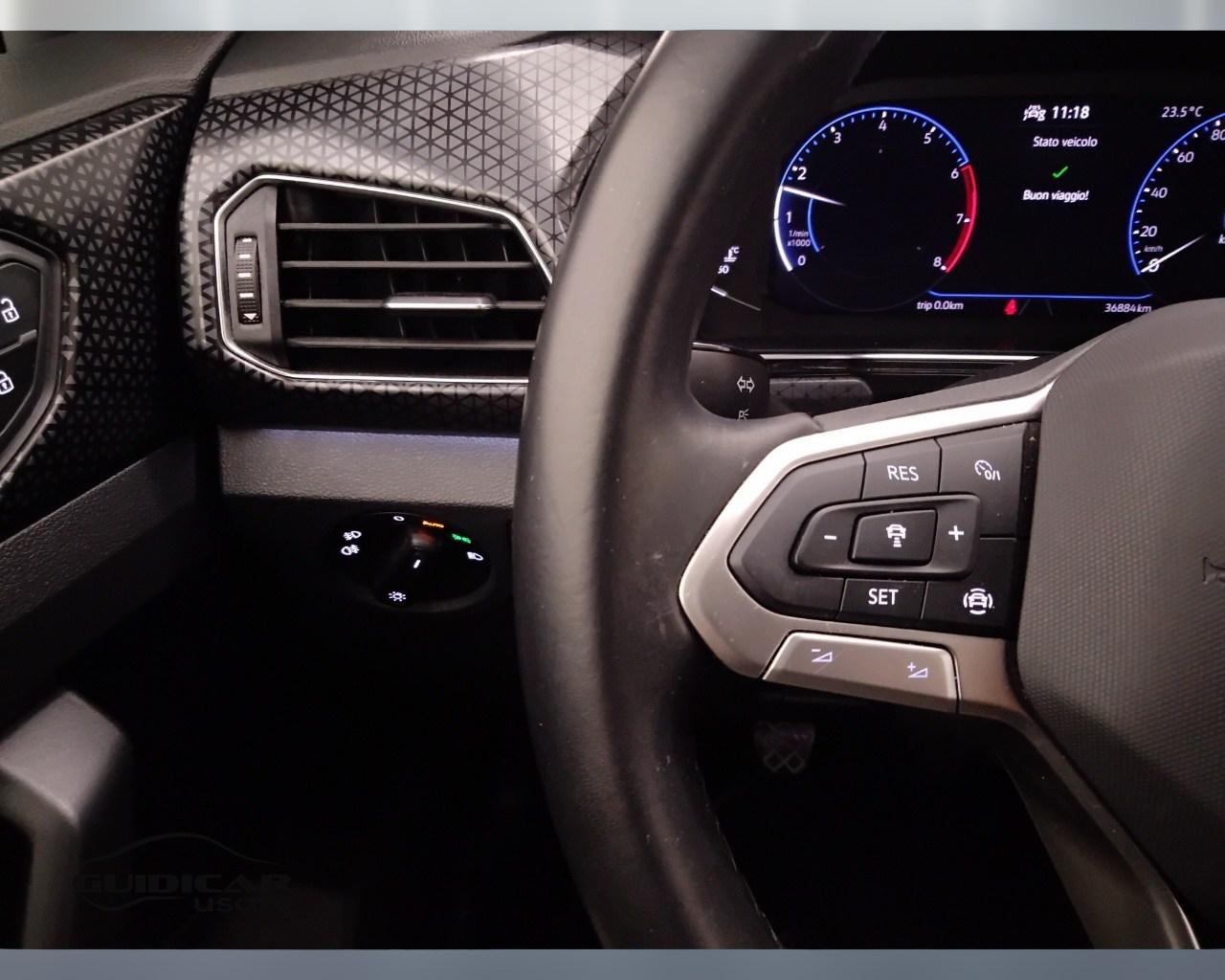 VOLKSWAGEN T-Cross 2019 - T-Cross 1.0 tsi Advanced 110cv