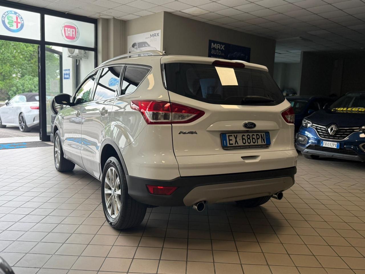 Ford Kuga 2.0 TDCI 150 CV S&S 4WD Titanium