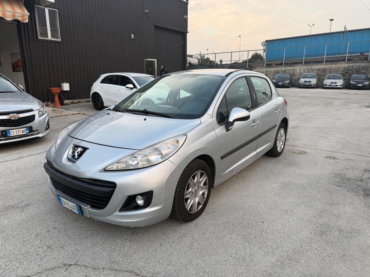 Peugeot 207 1.4 8V 75CV 5p. X Line ECO GPL